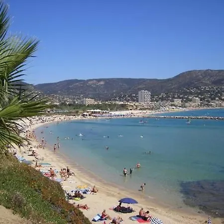 T3 Au Lavandou Avec Piscine, 6 Pers, 900m - Fr-1-803-97 Appartement
