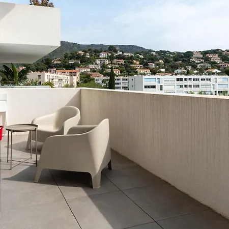 T3 Au Lavandou Avec Piscine, 6 Pers, 900m - Fr-1-803-97 لو لا فاندو